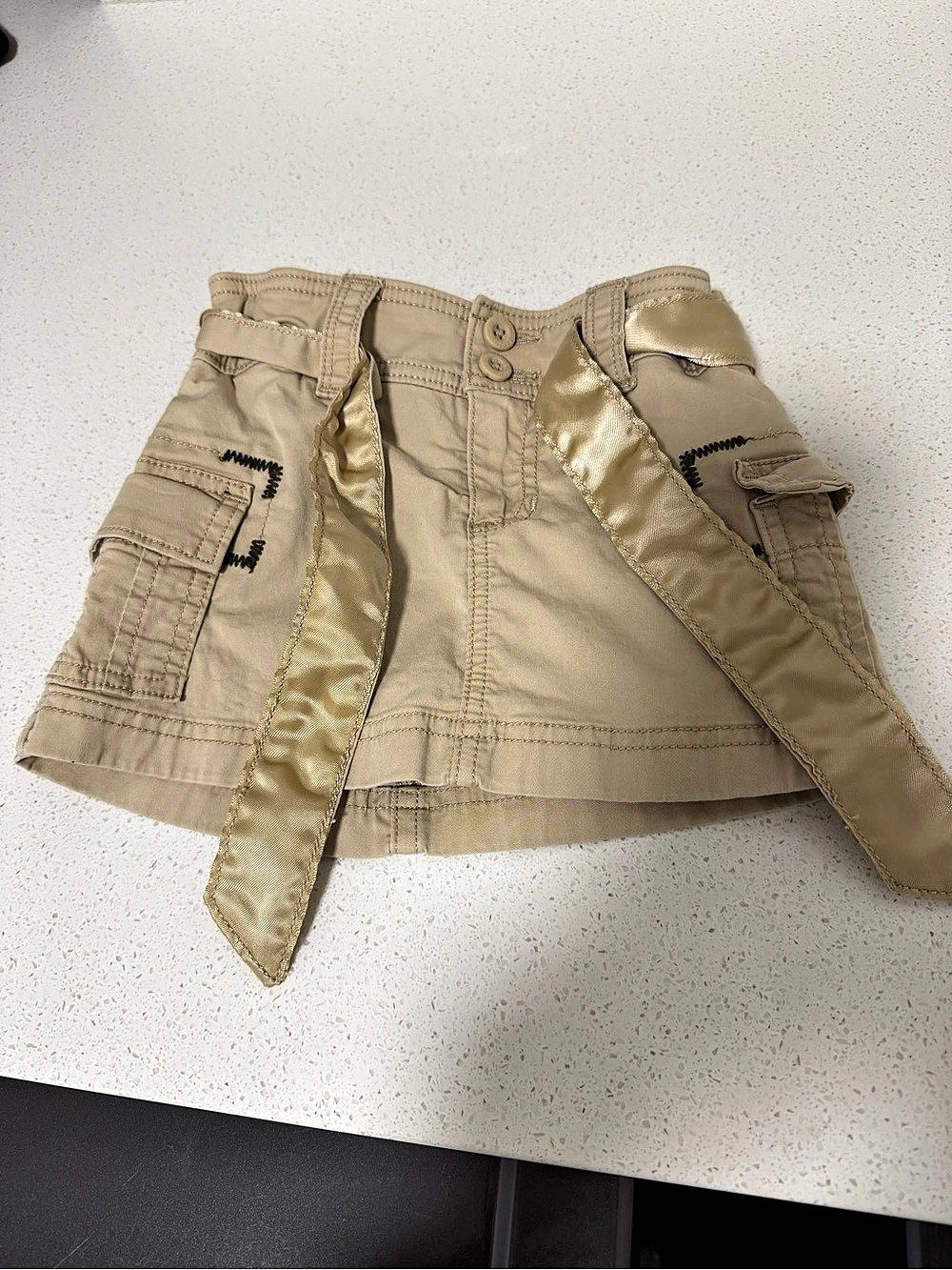 Abercrombie Girls Cargo Mini Skort skirt Beige Size 5/6 - Picture 2 of 5
